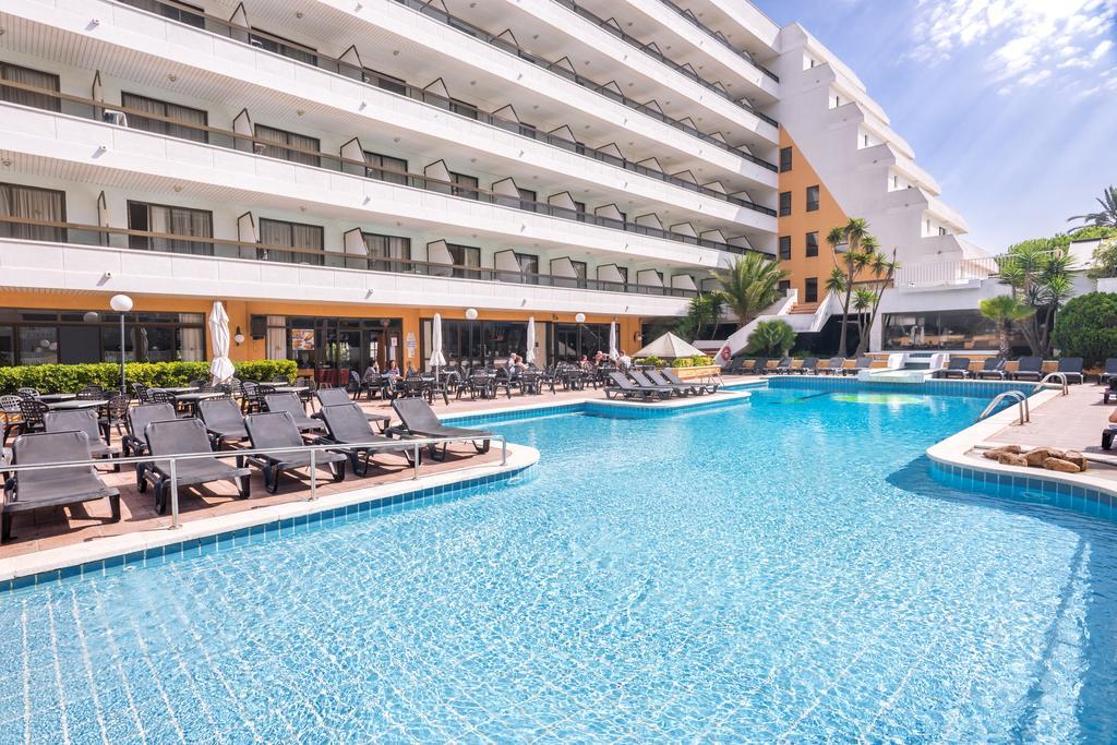 Отель Tropic Park Мальграт-де-Мар Экстерьер фото