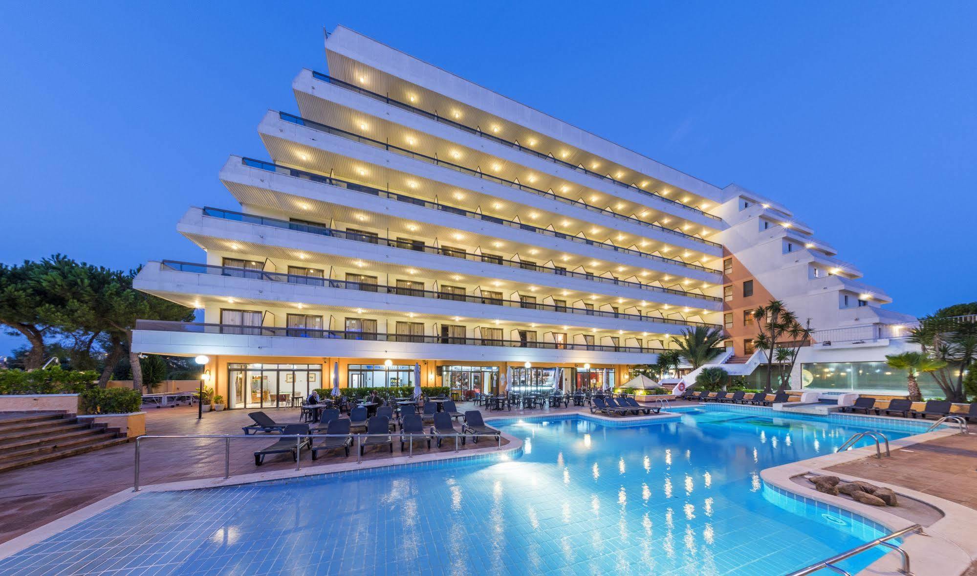 Отель Tropic Park Мальграт-де-Мар Экстерьер фото